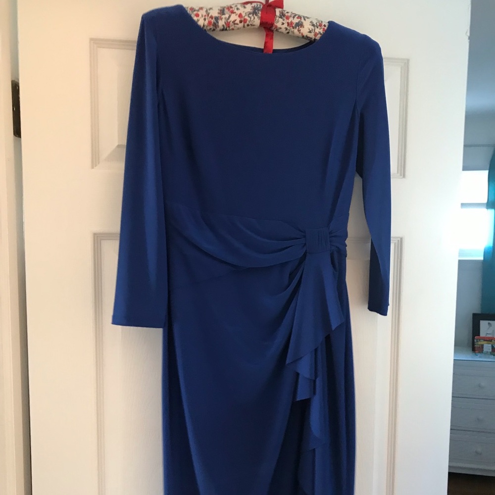 Royal blue log 3/4 sleeve dress